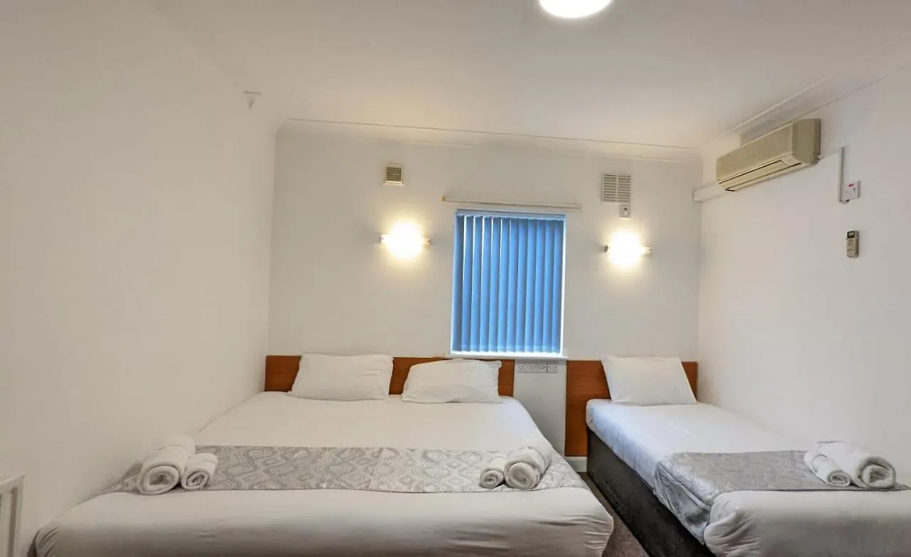 Sk Heathrow Hotel Хейс