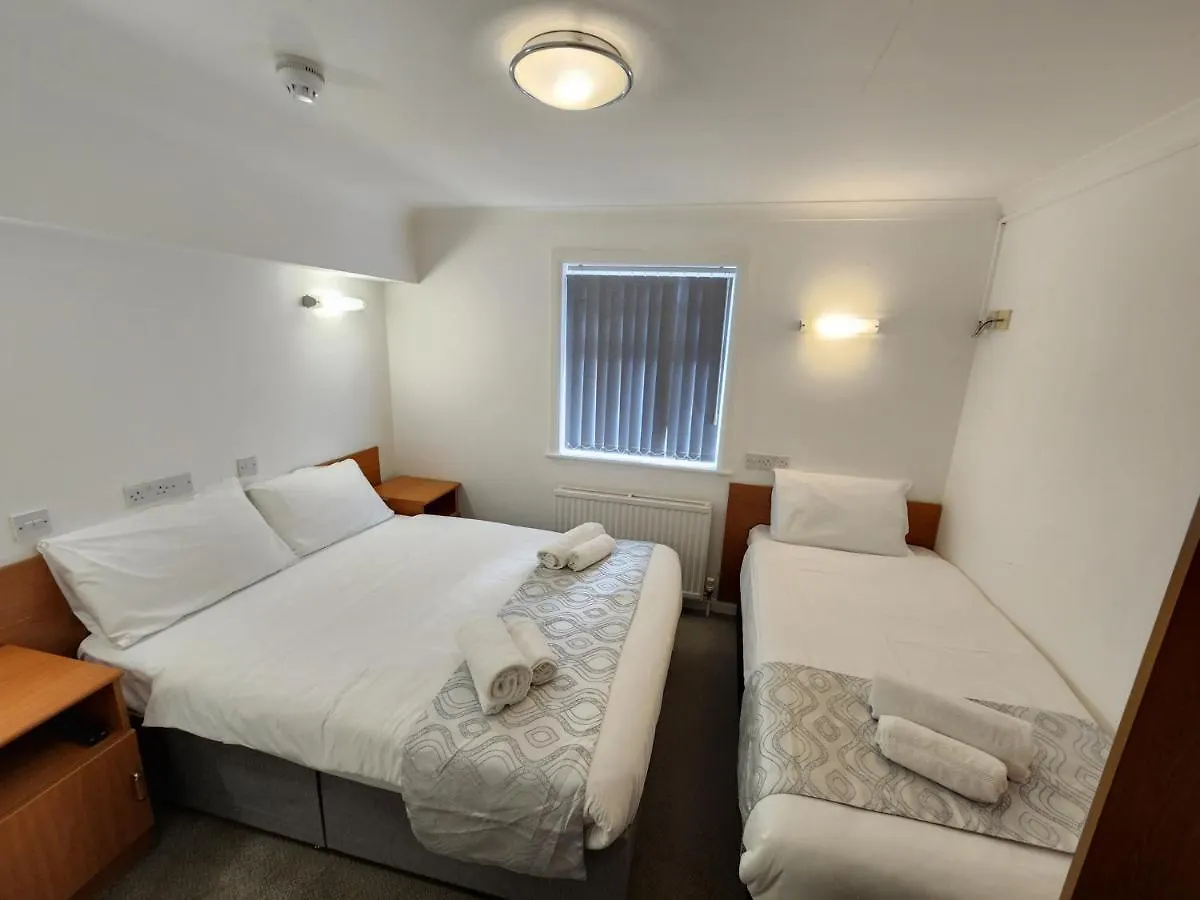 Sk Heathrow Hotel Хейс