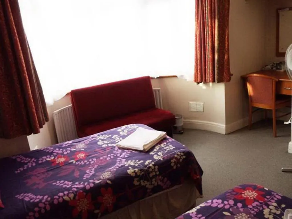 Sk Heathrow Hotel Хейс